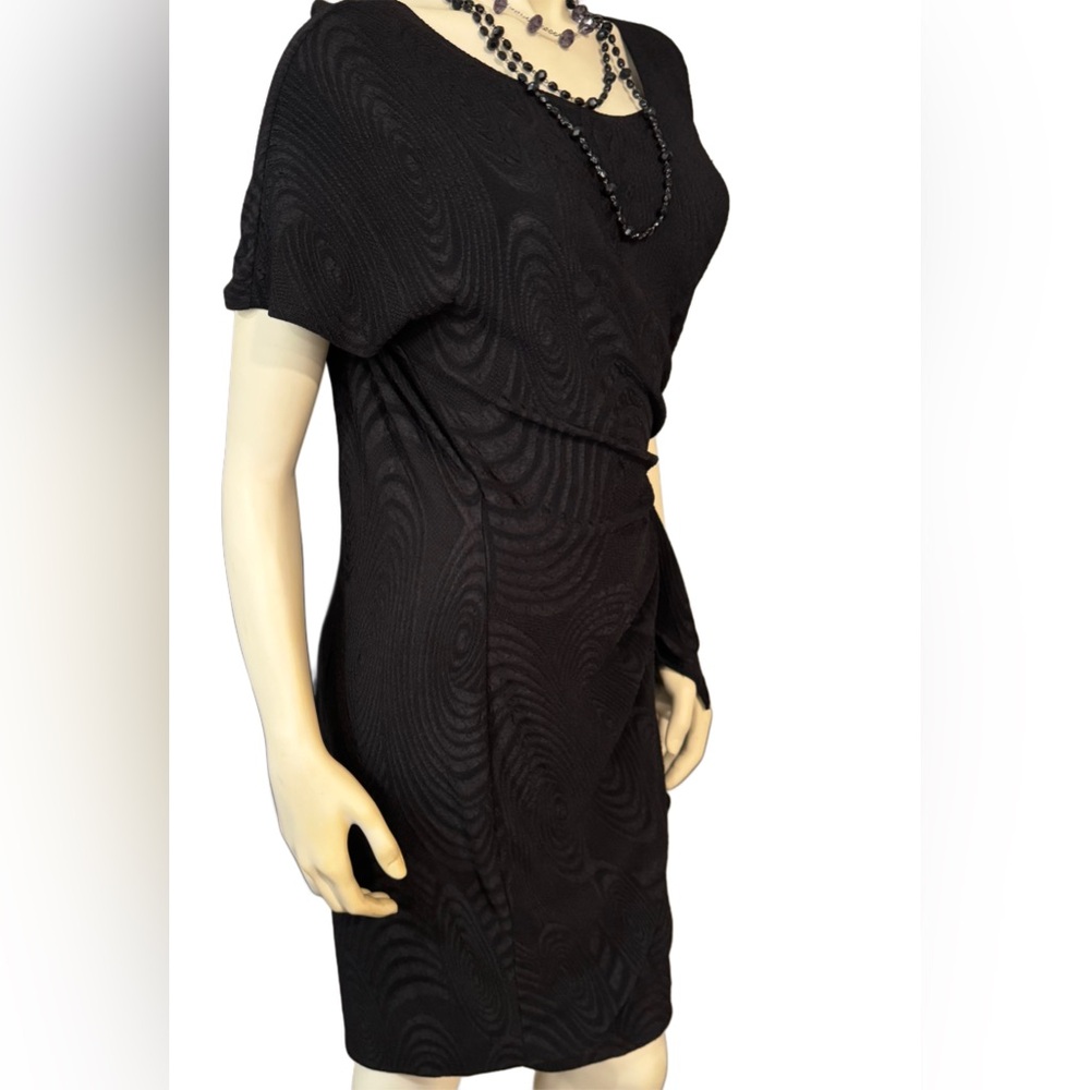 Elegant Robbie Bee Black Wrap Dress - Picture 7 of 8